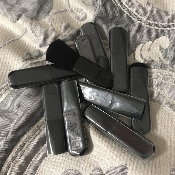 10 Cover Girl Blush Brushes 3 inches long - Picture 1 of 1